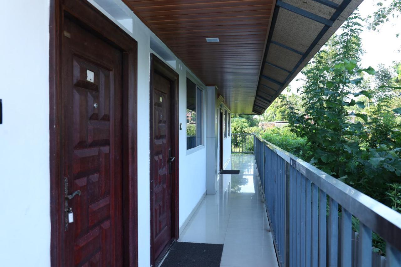 Airport Cochin Grand Residency , Nedumbassery 安加马尔伊 外观 照片