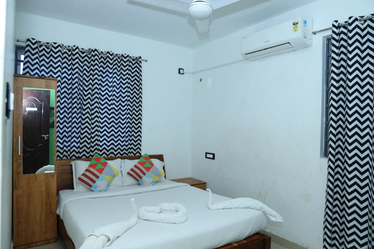 Airport Cochin Grand Residency , Nedumbassery 安加马尔伊 外观 照片