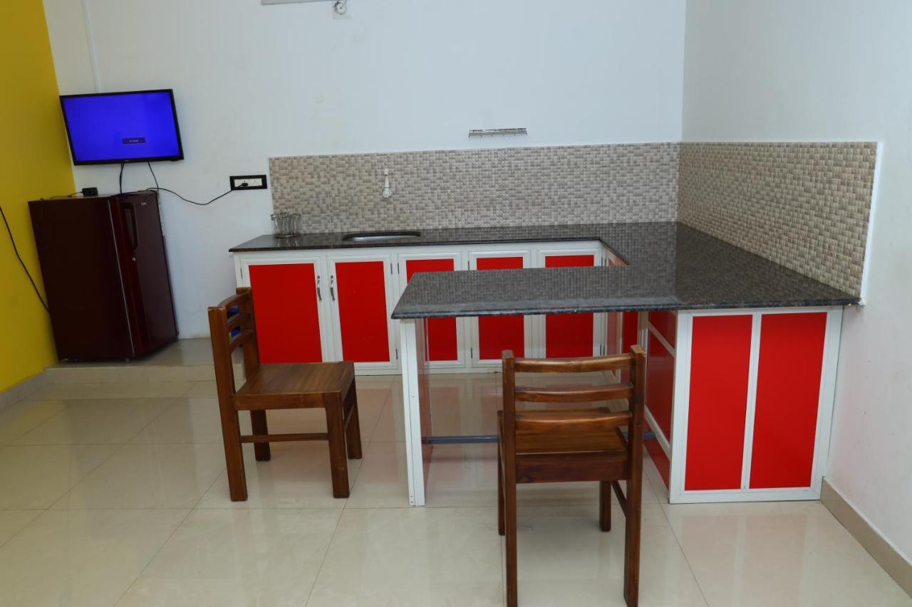 Airport Cochin Grand Residency , Nedumbassery 安加马尔伊 外观 照片
