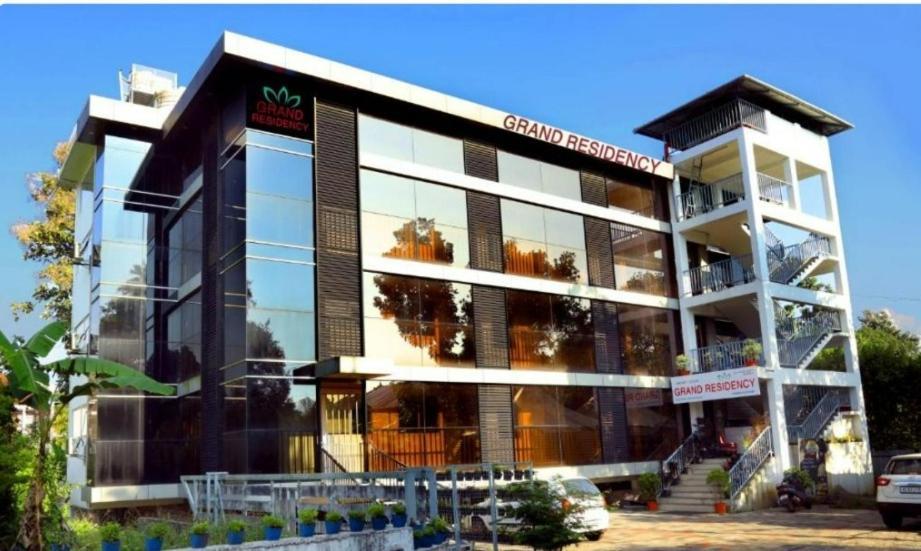 Airport Cochin Grand Residency , Nedumbassery 安加马尔伊 外观 照片