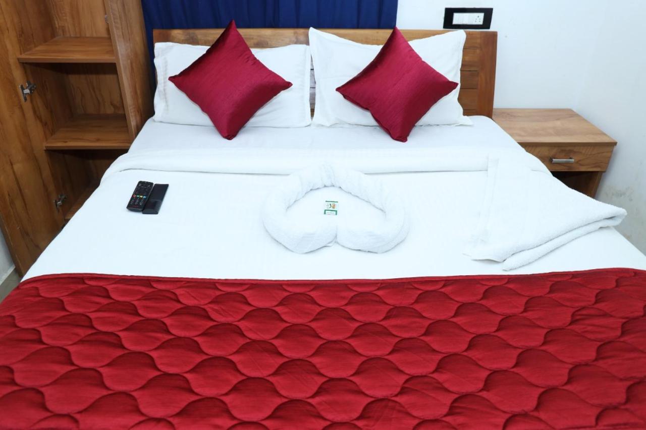 Airport Cochin Grand Residency , Nedumbassery 安加马尔伊 外观 照片